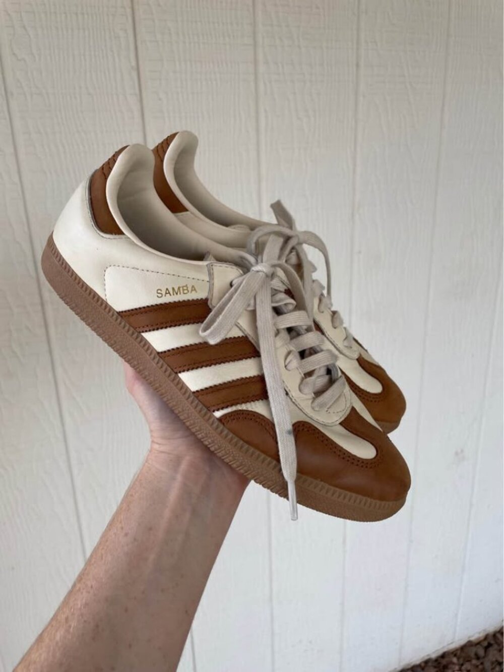 Adidas Samba OGs in Wonder White/ Dusky Brown Sneaker - Picture 2 of 7